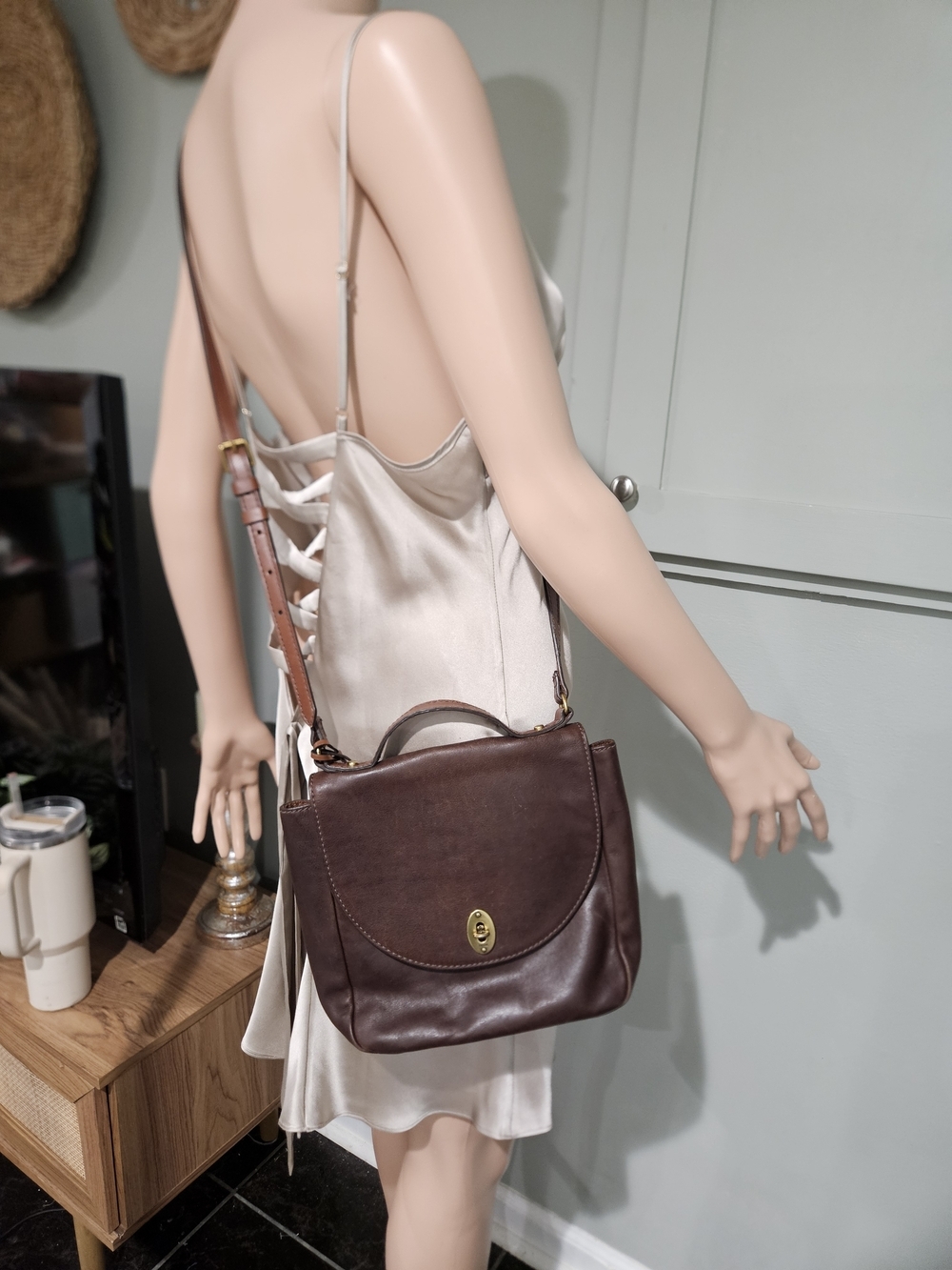 Vintage Fossil Turn Lock Brown Leather Crossbody Satchel Bag—Excellent Condition - Picture 14 of 16